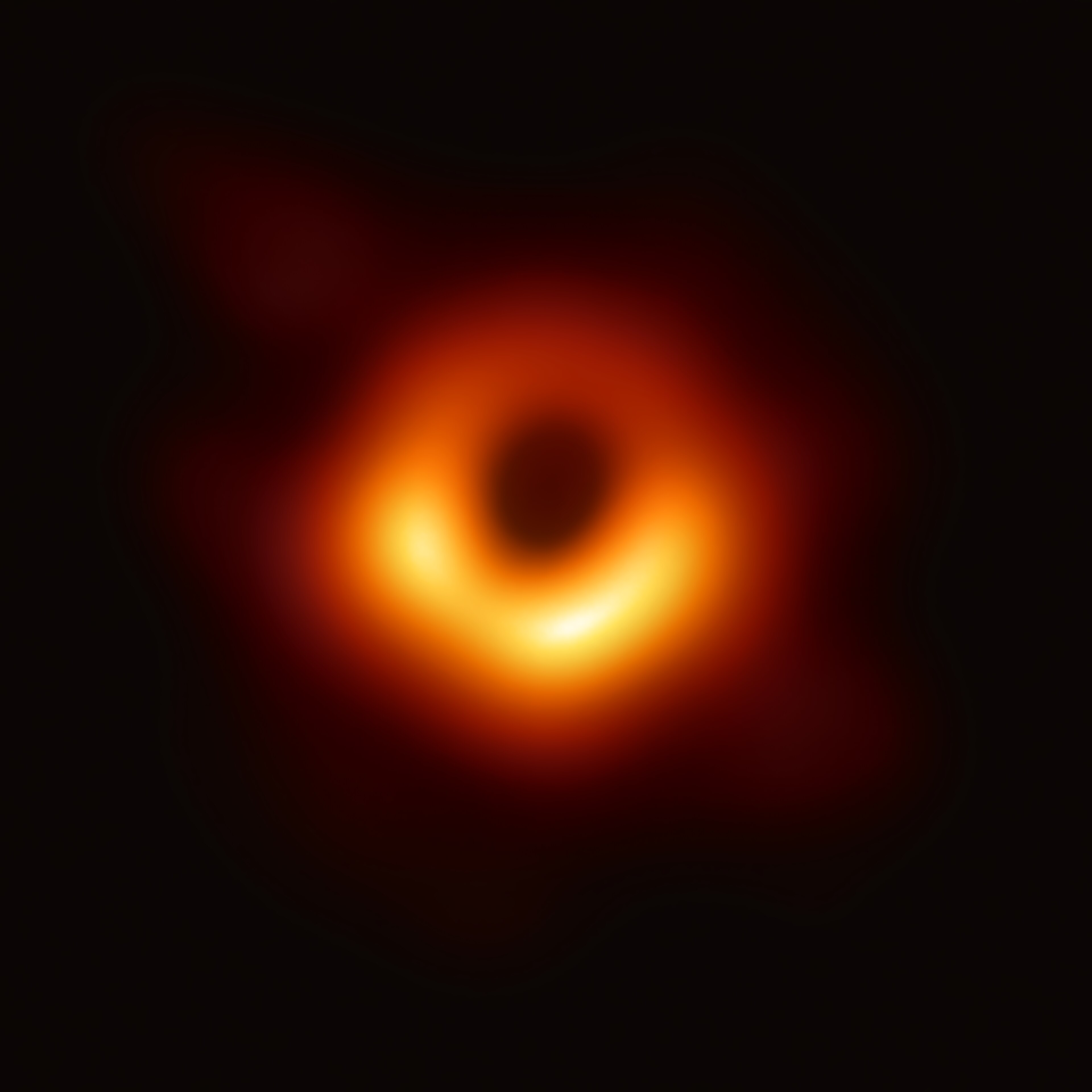 Primera imagen real de un agujero negro (M87) por el Event Horizon Telescope